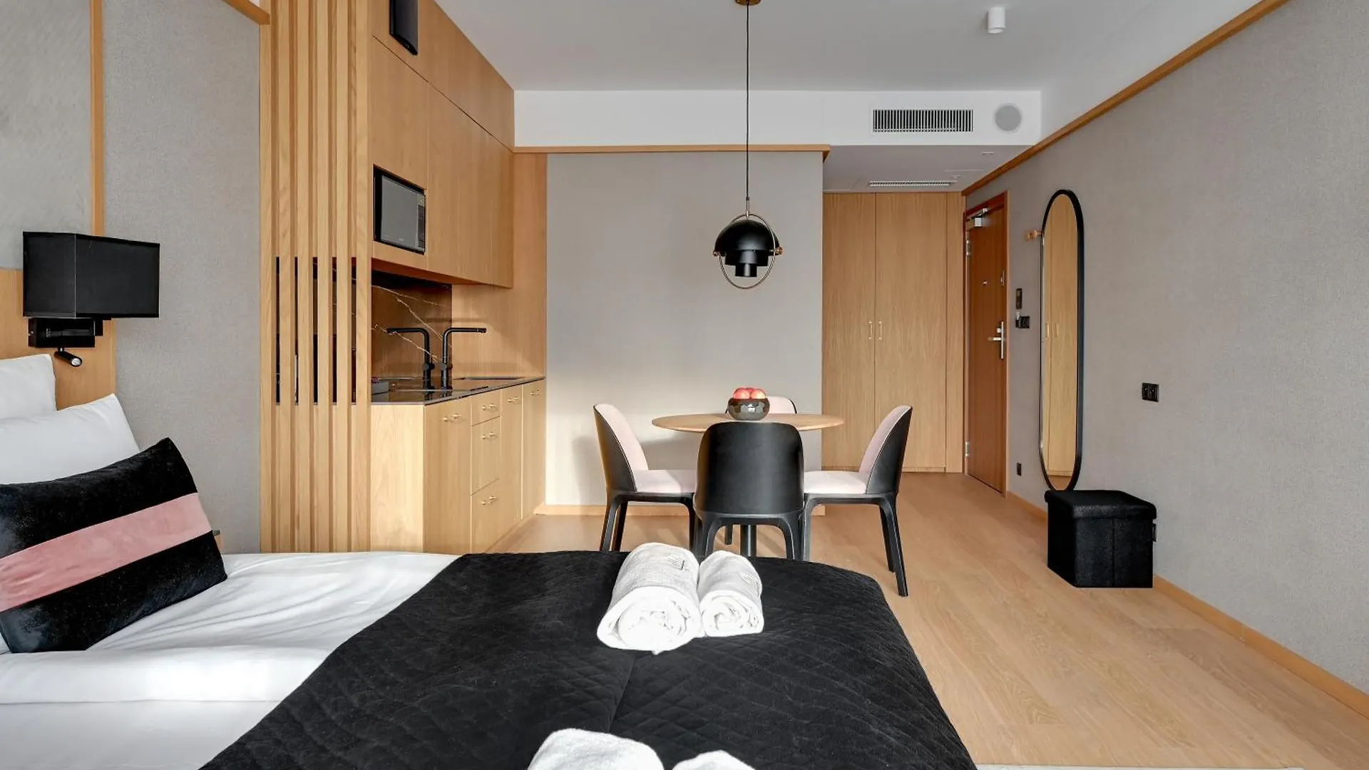 Deo Plaza Riverside & Radisson Spa By Downtown Apartments 그단스크 폴란드