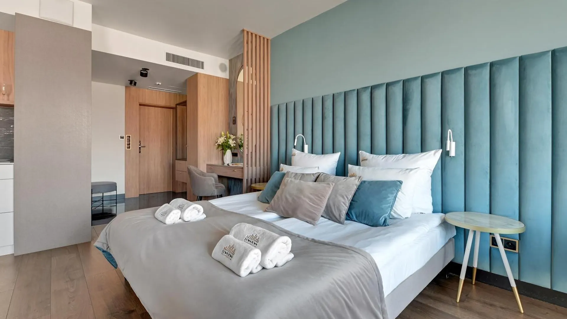 Deo Plaza Riverside & Radisson Spa By Downtown Apartments 그단스크