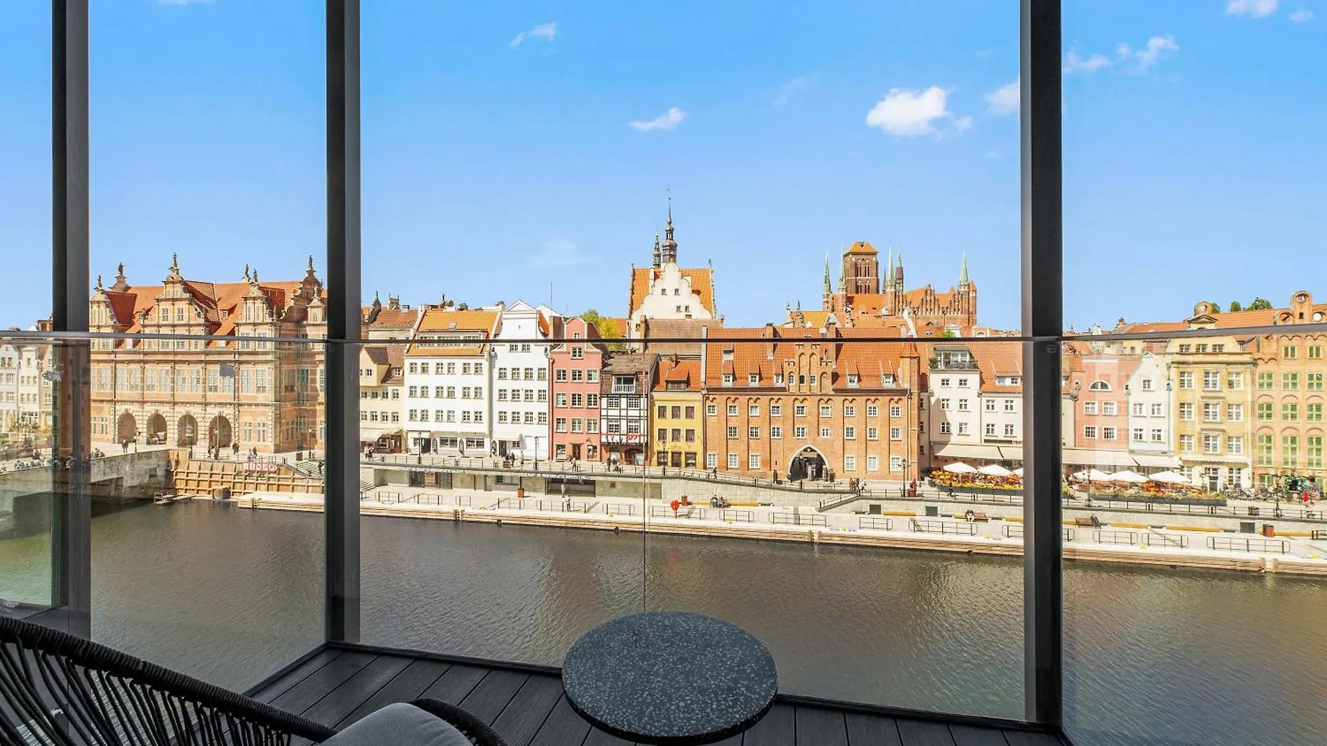 Deo Plaza Riverside & Radisson Spa By Downtown Apartments 그단스크