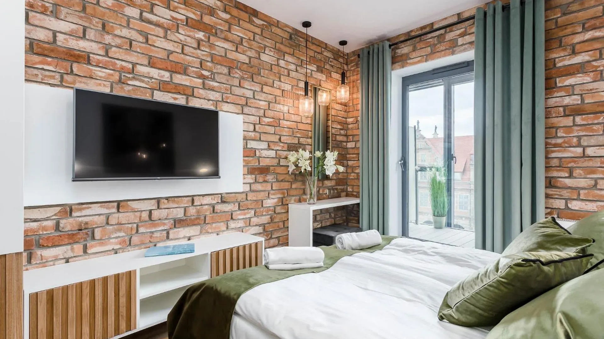 Deo Plaza Riverside & Radisson Spa By Downtown Apartments Gdańsk Polen