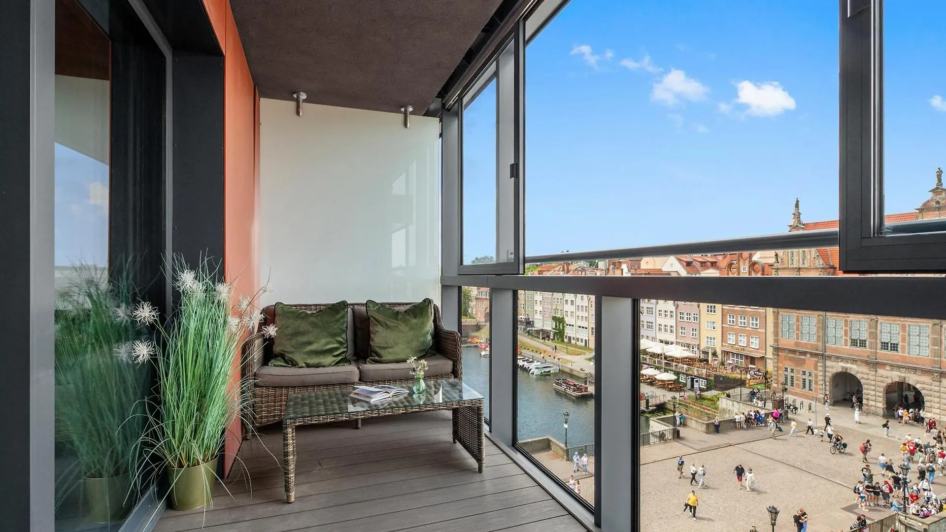 Deo Plaza Riverside & Radisson Spa By Downtown Apartments Gdańsk 0*,